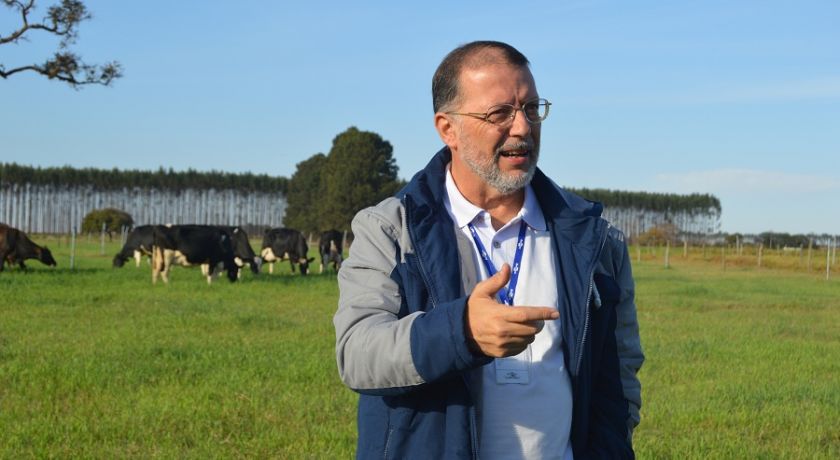 Idealizador do programa Balde Cheio, da Embrapa, pesquisador Artur Chinelato se aposenta