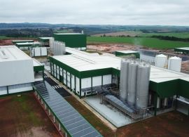 Tirol inaugura 1ª fábrica no Paraná; unidade vai produzir leite longa vida