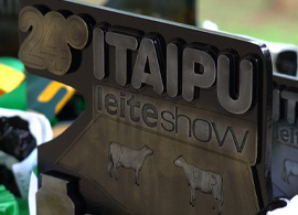 24ª Itaipu Rural Show abre com chave de ouro os Circutos Nacionais das Raças Jersey e Holandesa de 2023